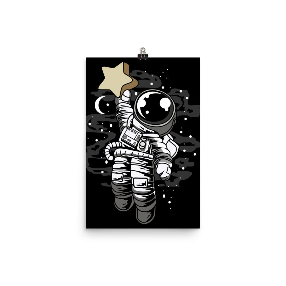 Astronaut Reach the Star - Matte Poster - 12 x 18