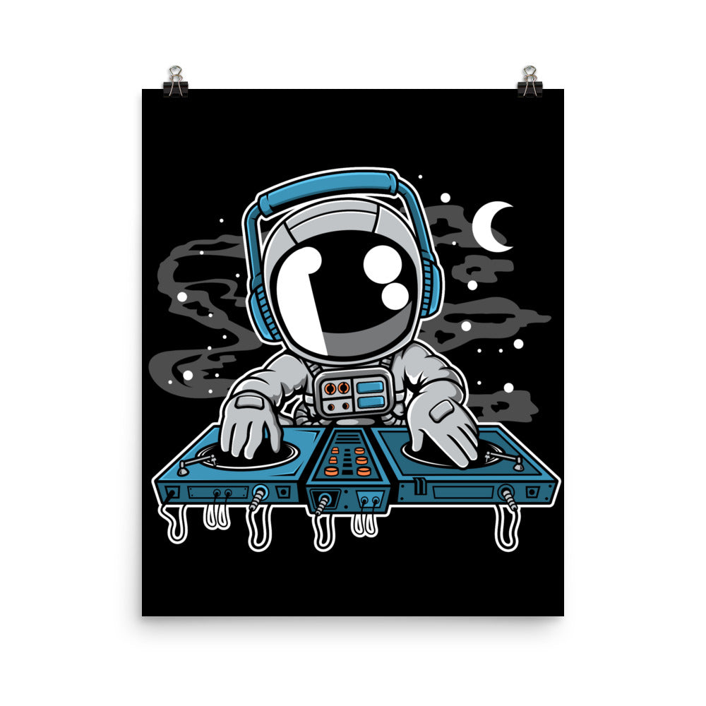 Astronaut Turntable - Matte Poster - 16 x 20