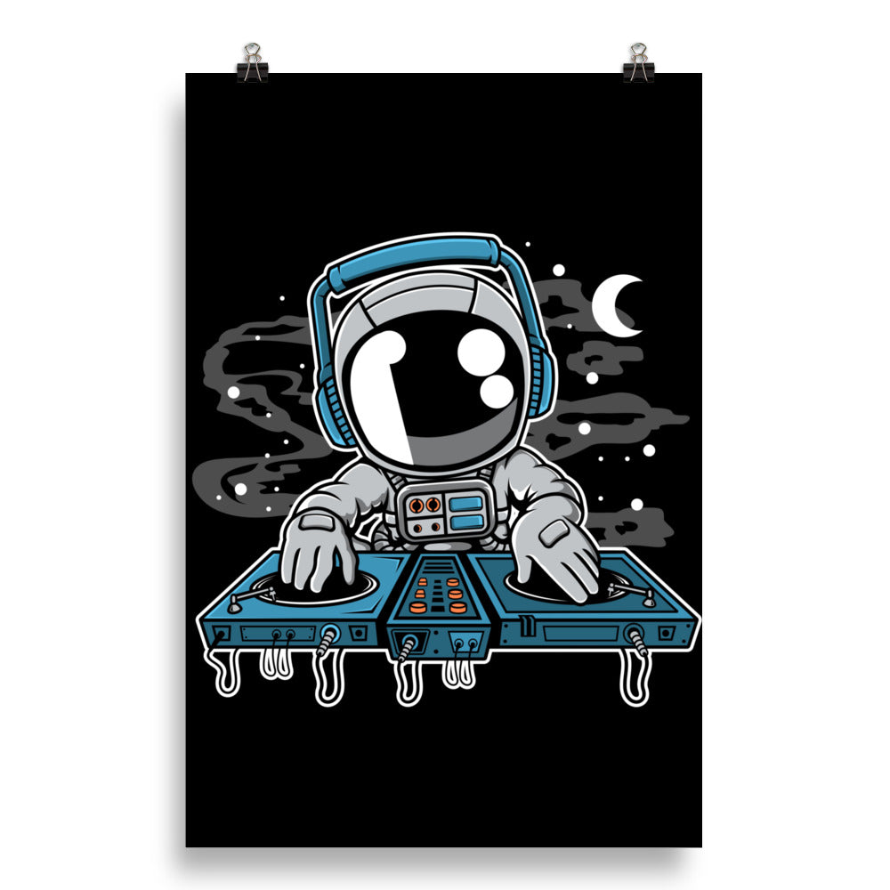 Astronaut Turntable - Matte Poster - 20 x 30